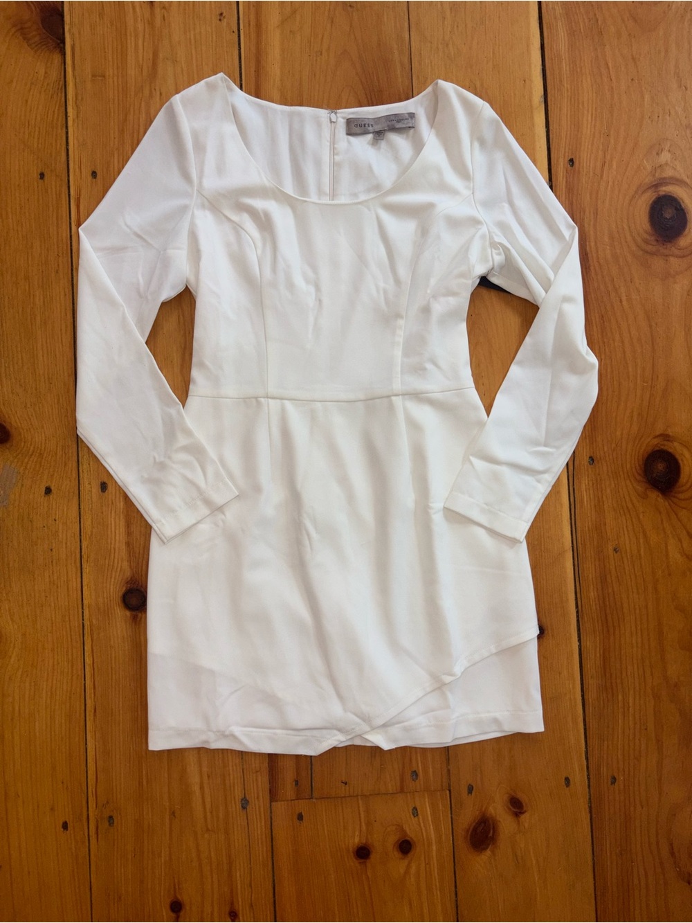 GUESS Ivory Long Sleeve Dress Size 8 NWT